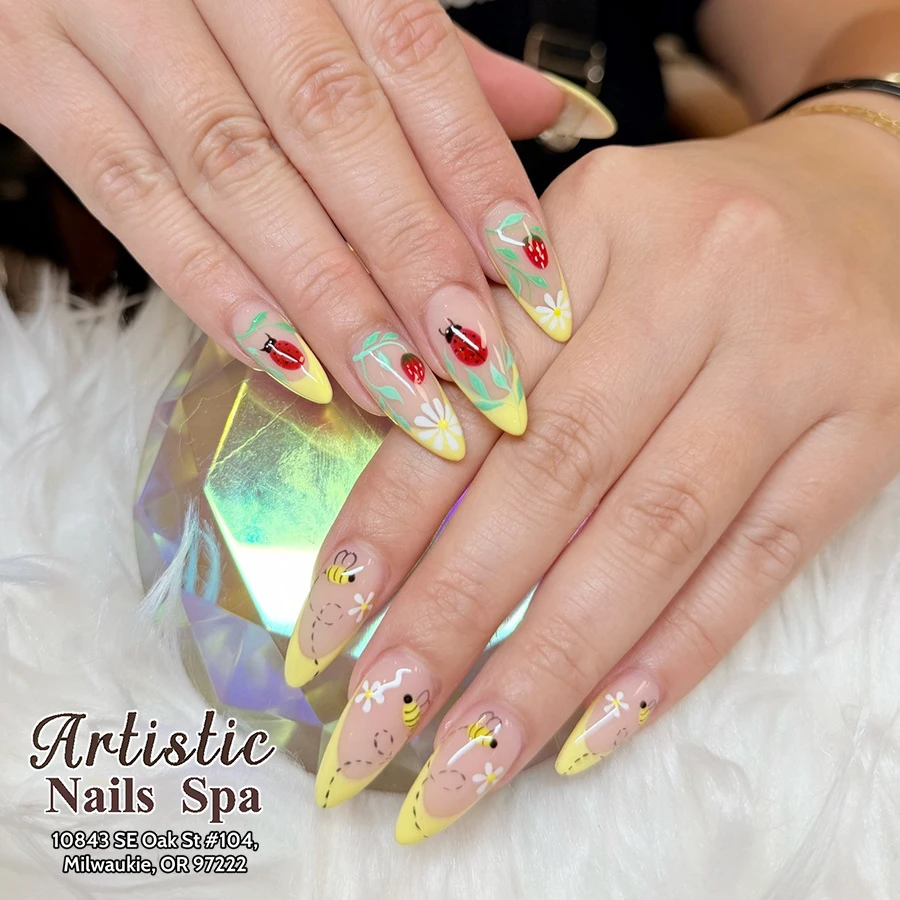 Artistic Nails & Spa